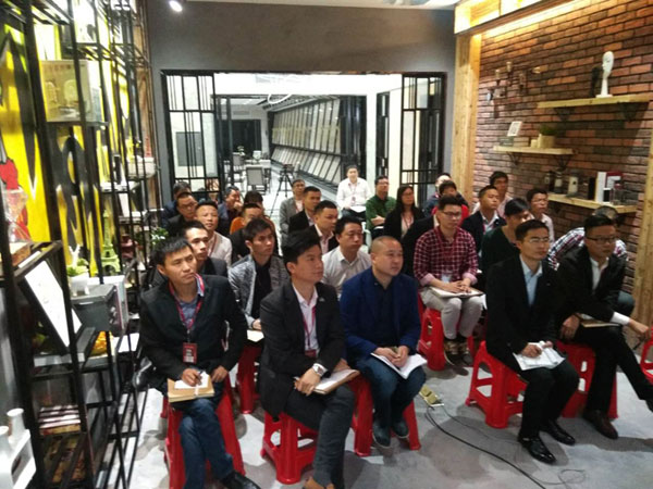 j9游戏销售精英“区域市场 分享互换会”圆满实现