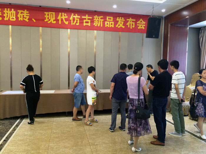 j9游戏瓷砖 瓷砖代理 陶瓷一线品牌 开业 漯河