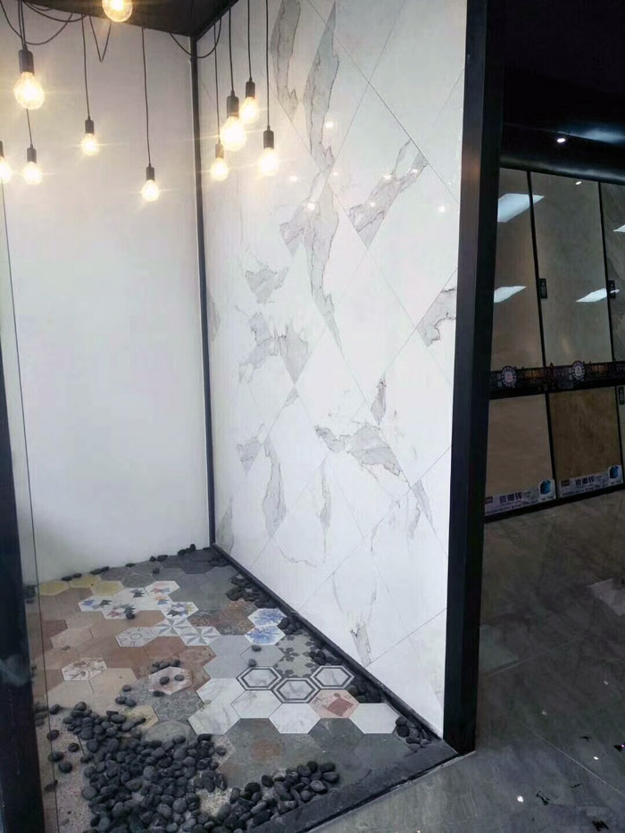 陶瓷一线品牌j9游戏瓷砖澄海店十一开业，好礼、优惠送一向