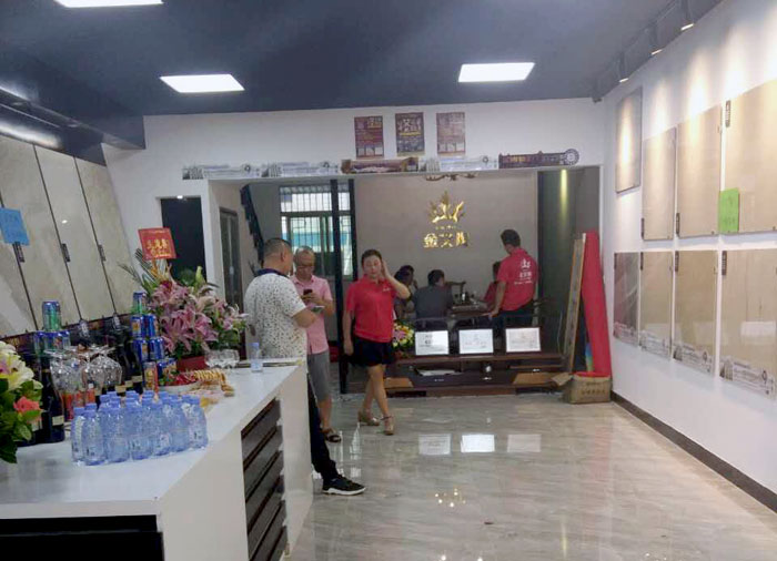 陶瓷一线品牌j9游戏瓷砖澄海店十一开业，好礼、优惠送一向